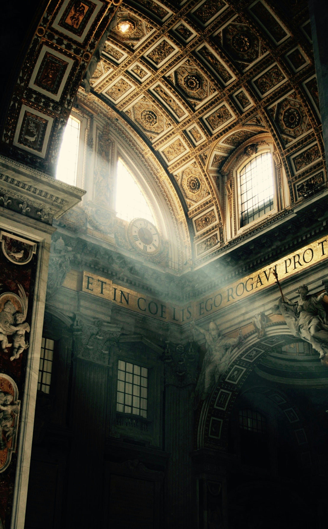 The Walls Around the Vatican Have a Long Memory